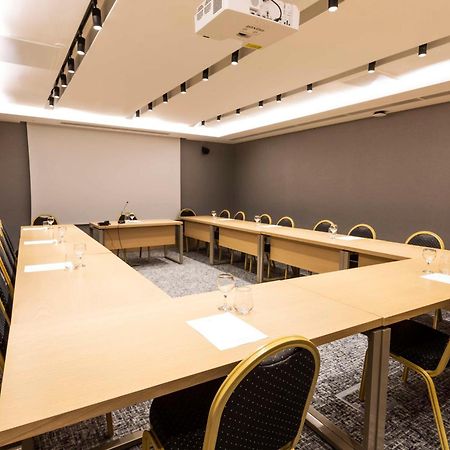 Radisson Hotel Istanbul Harbiye 外观 照片