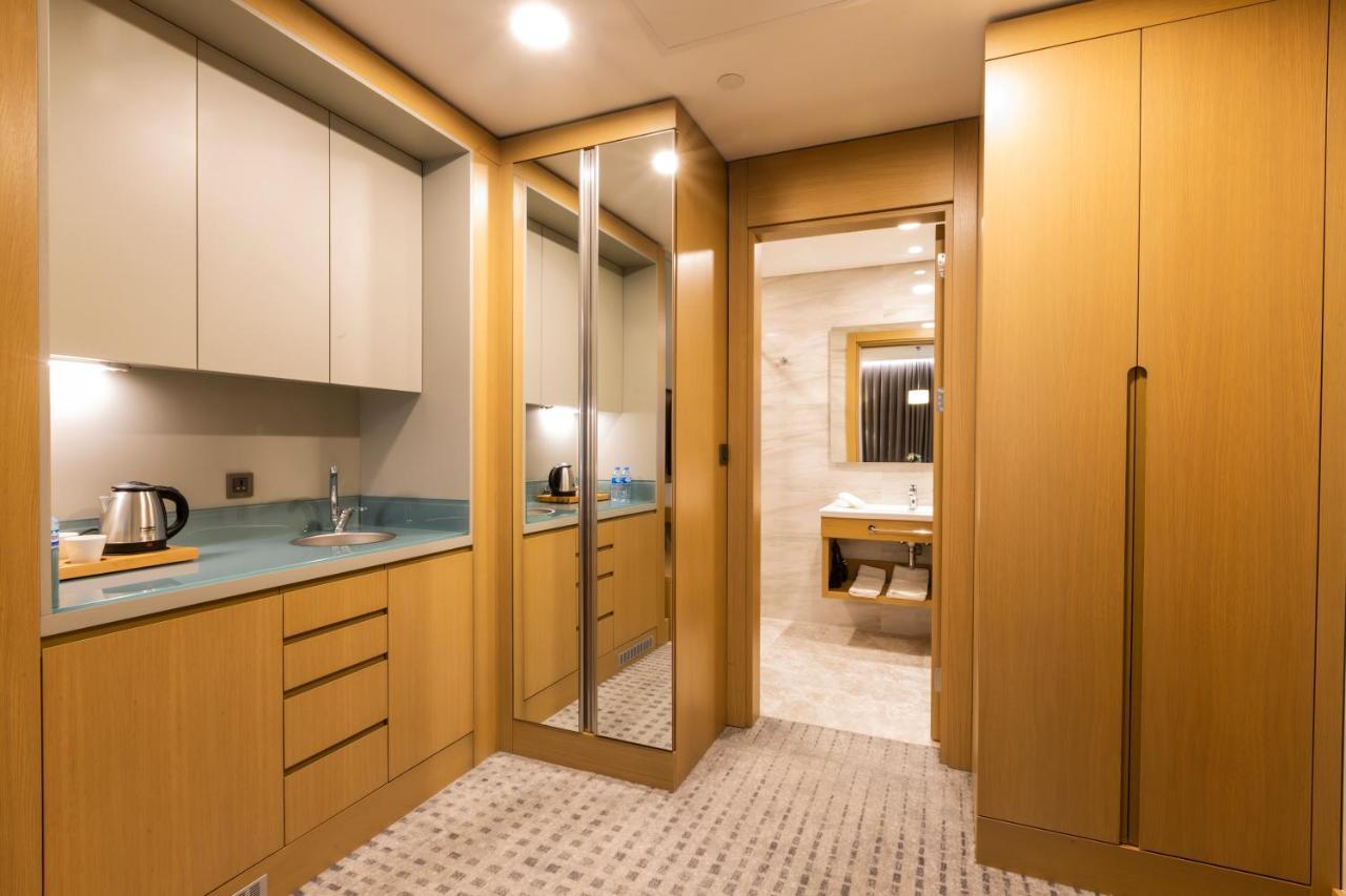 Radisson Hotel Istanbul Harbiye 外观 照片